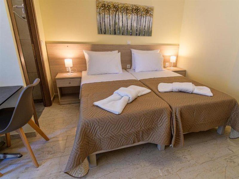 Varvaras Diamond Hotel Платанес Екстериор снимка